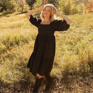 Albion puff-sleeve tie-waist black dress size XL